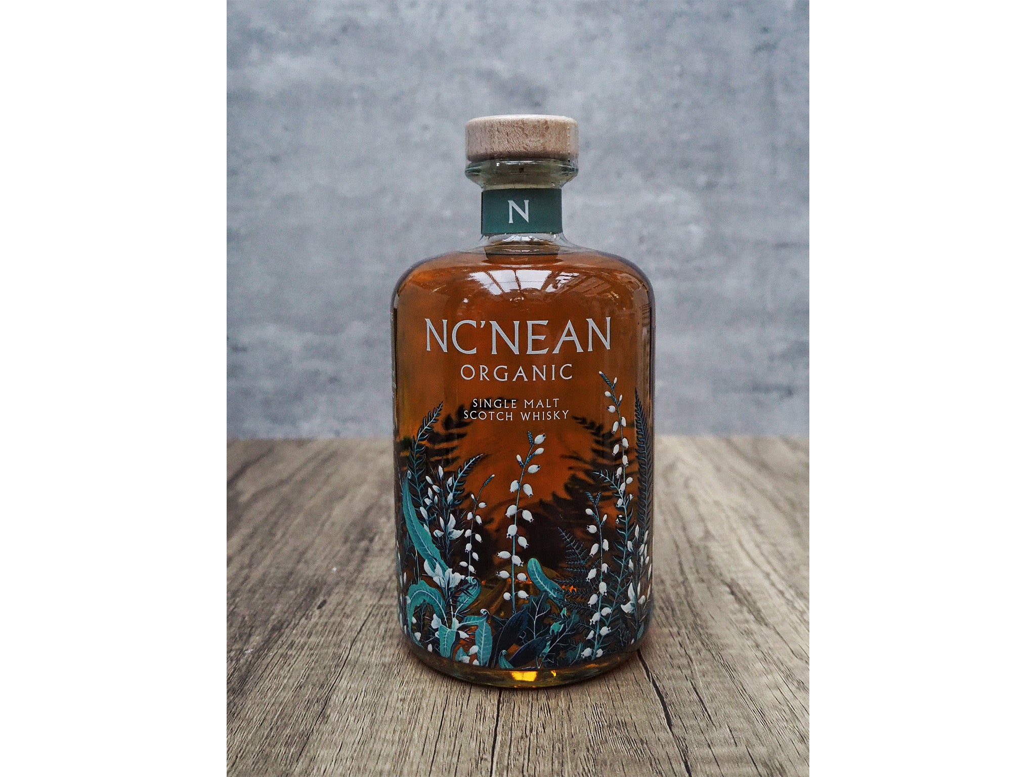 Nc’nean organic single malt whisky 