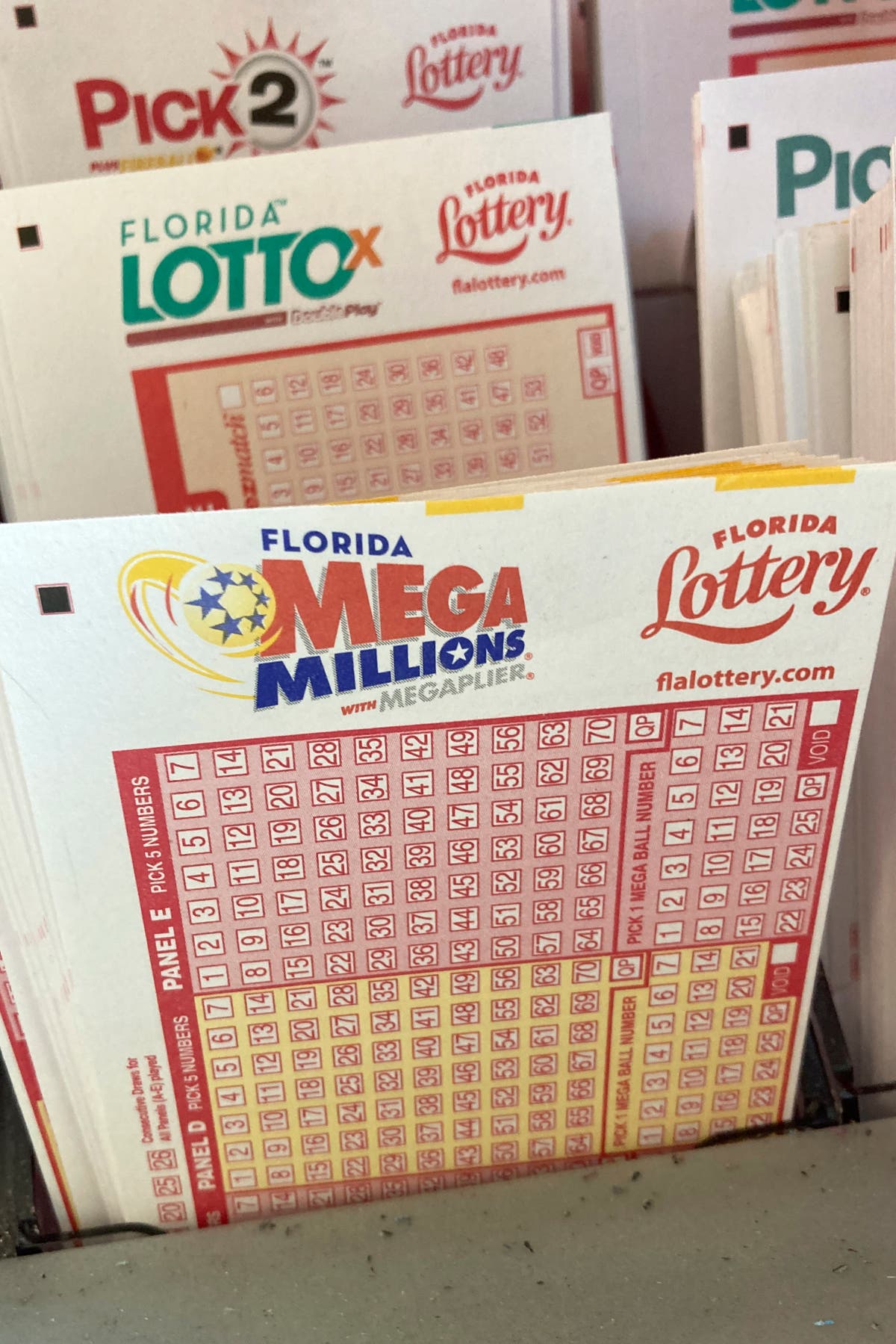 $785M Mega Millions prize is 6th largest in US history