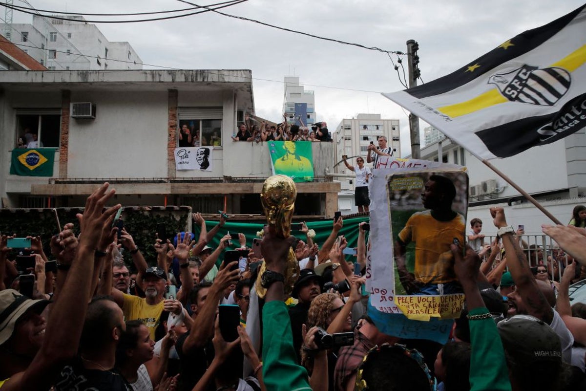 ‘Long live the king’: Over 200,000 mourners gather for final farewell to Brazil legend Pele