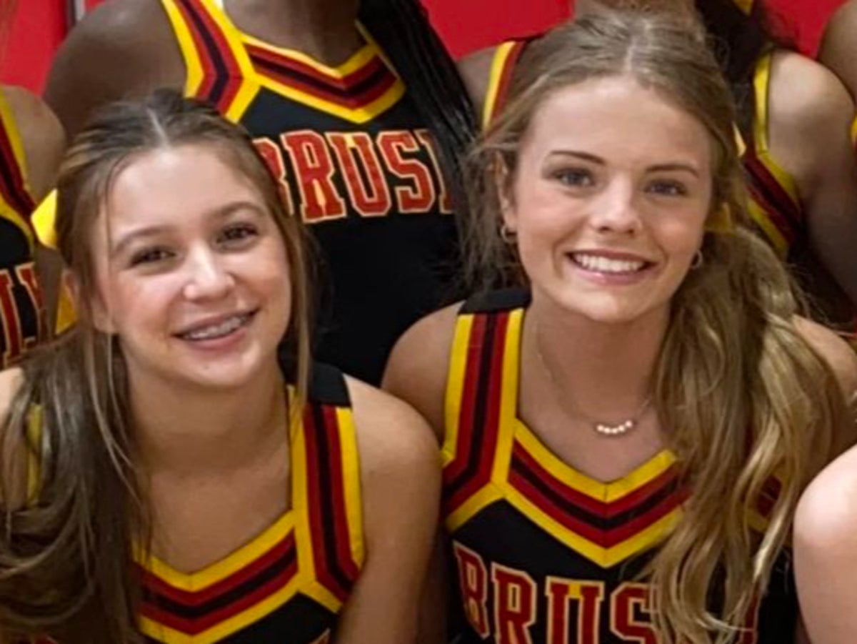 Two high school cheerleaders killed in crash with police