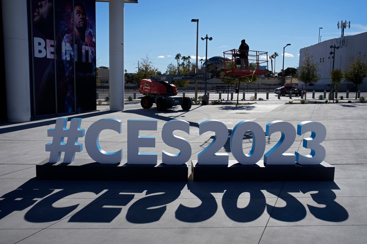 CES tech show returns to Las Vegas