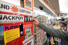 $940M Mega Millions prize just latest of massive jackpots