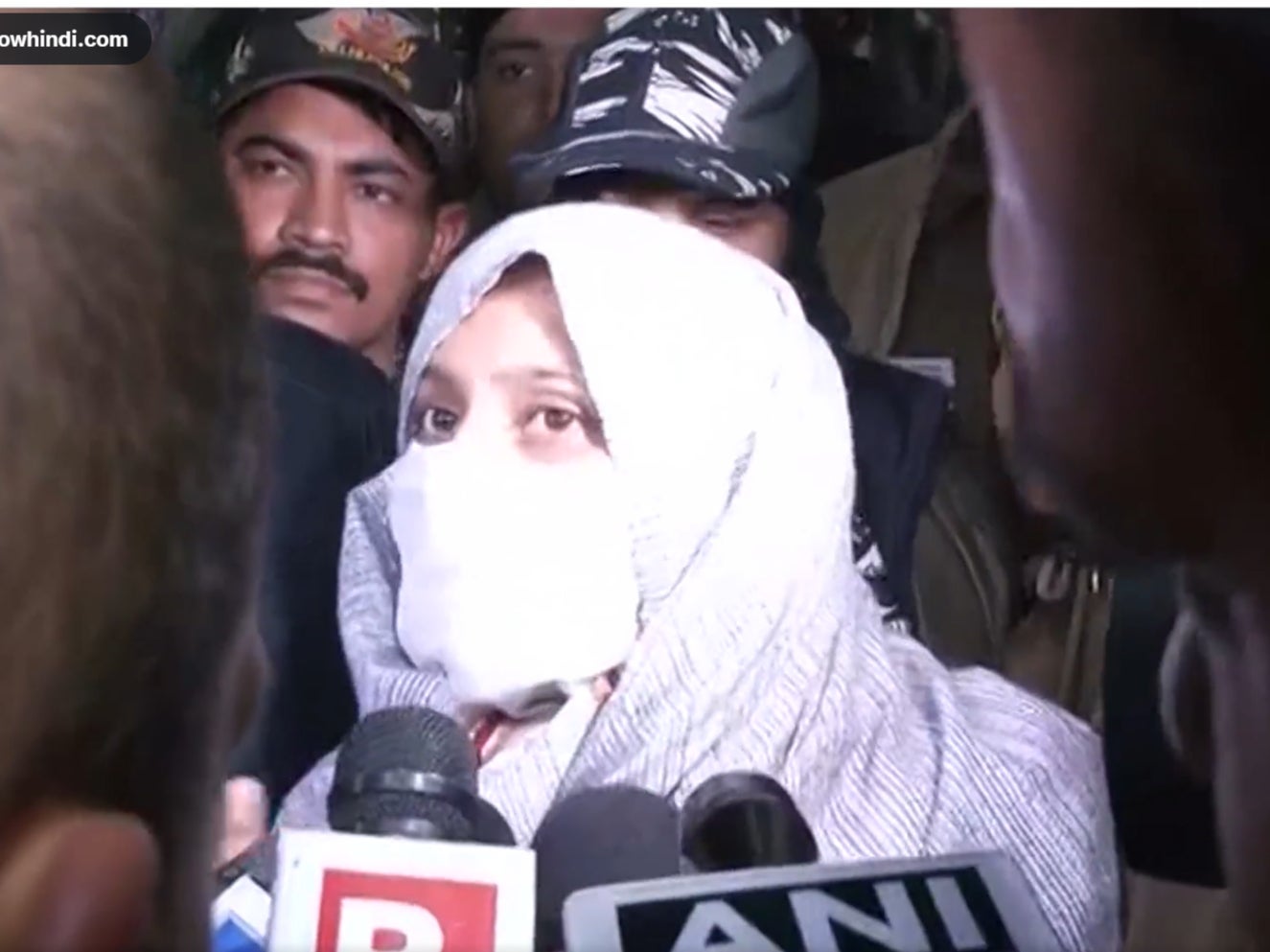 <p>Woman who was pillion riding with Delhi victim in hit and run case says accused knew she was stuck under car </p>