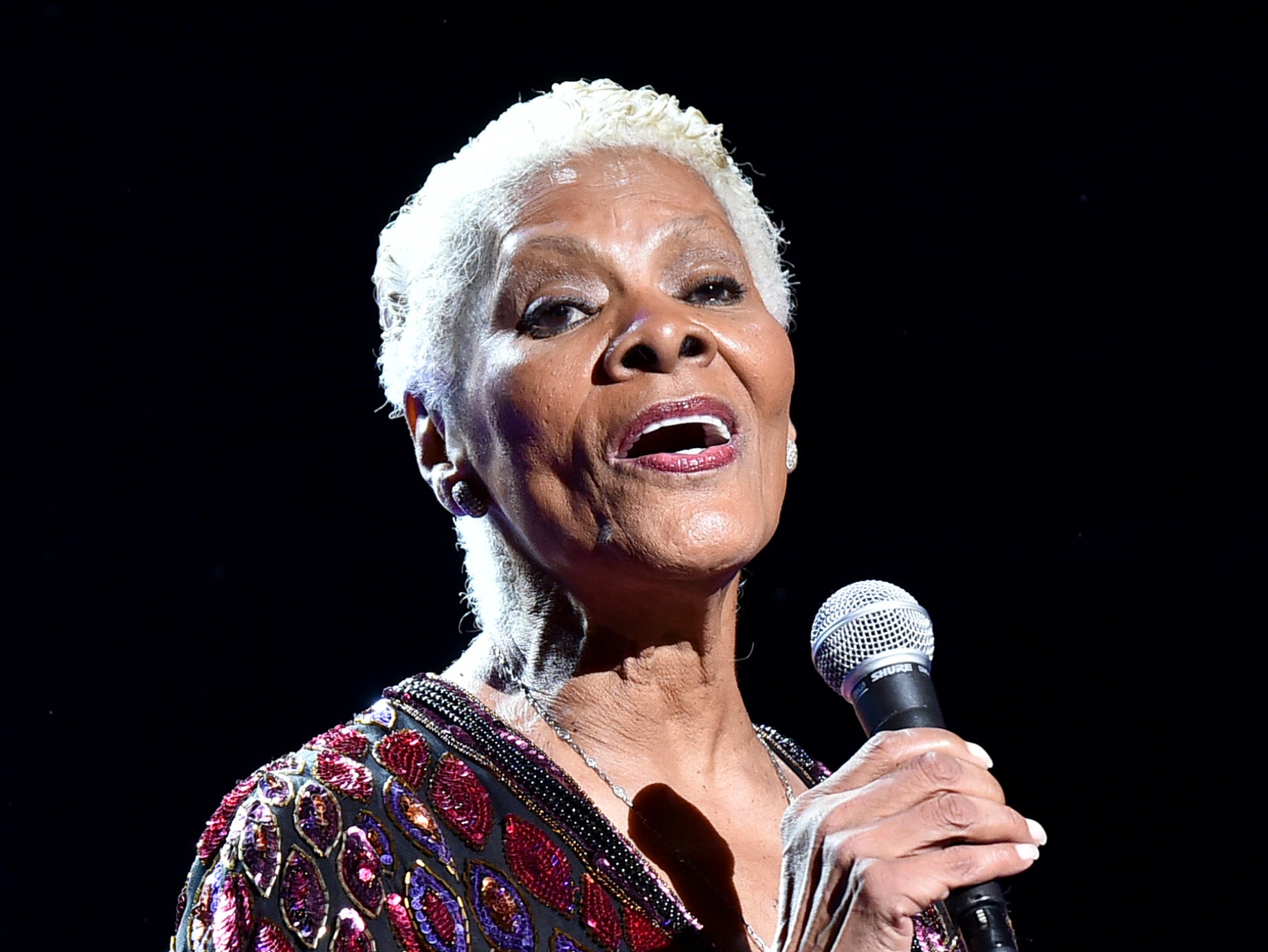 Dionne Warwick once called Snoop Dogg out for his lyrics