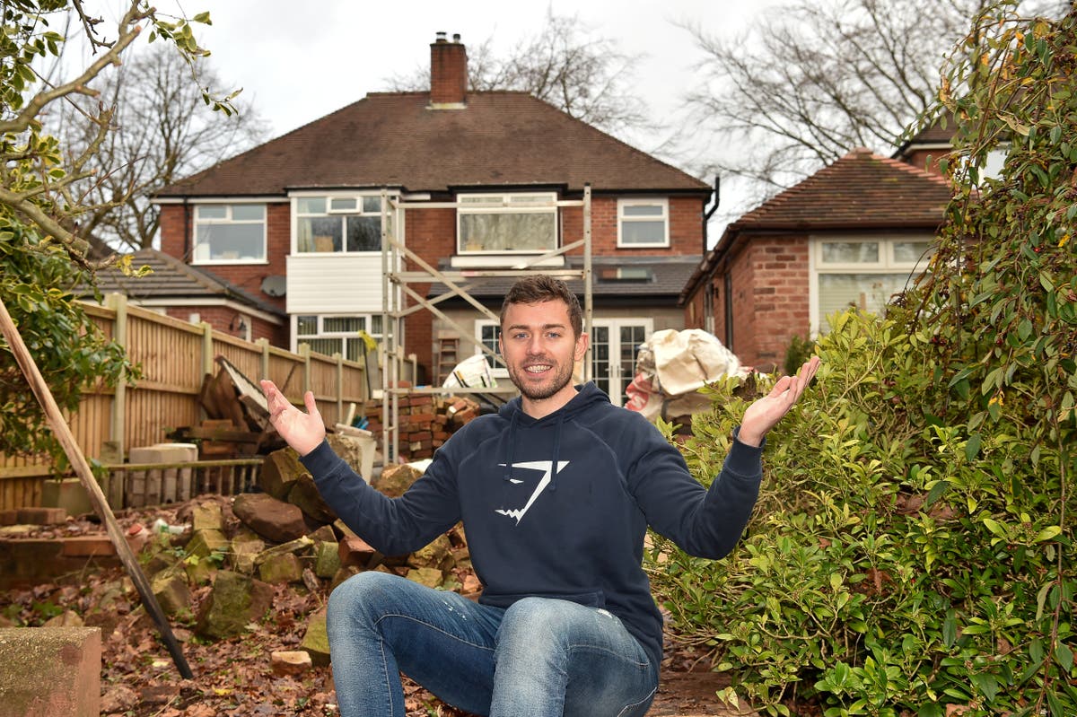 Man saves £35,000 by following YouTube tutorials to build extension