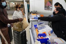 As COVID surges in China, US begins testing more travelers