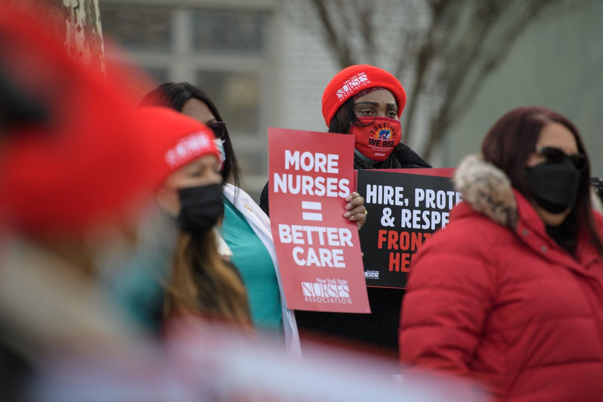 Thousands of New York nurses prepare for ‘last resort’ strike as hospitals scramble to prepare