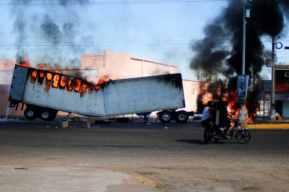 Violence hits Mexico cartel stronghold as ‘Chapo’ son nabbed