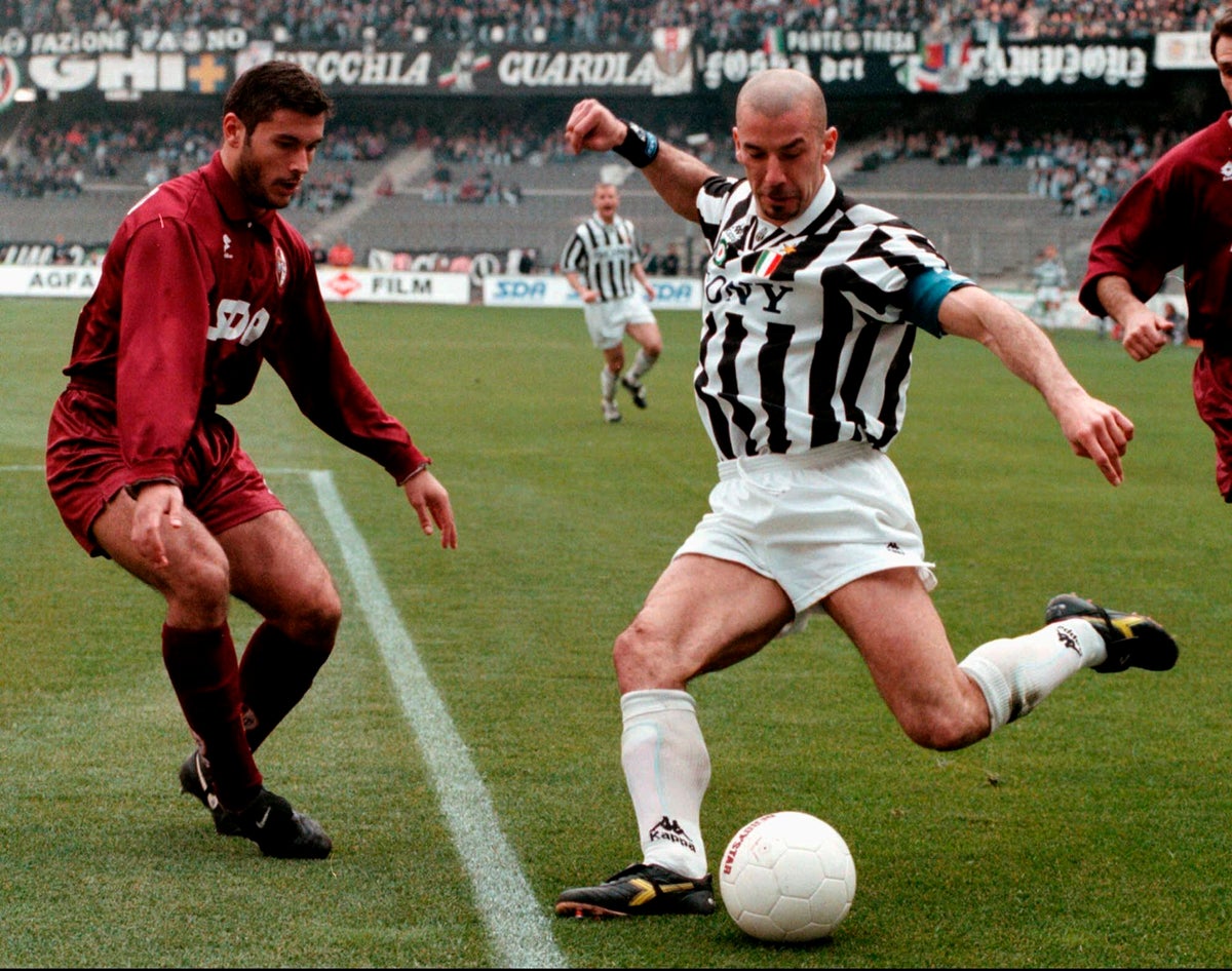 Gianluca Vialli Former Italy Striker Dies At 58