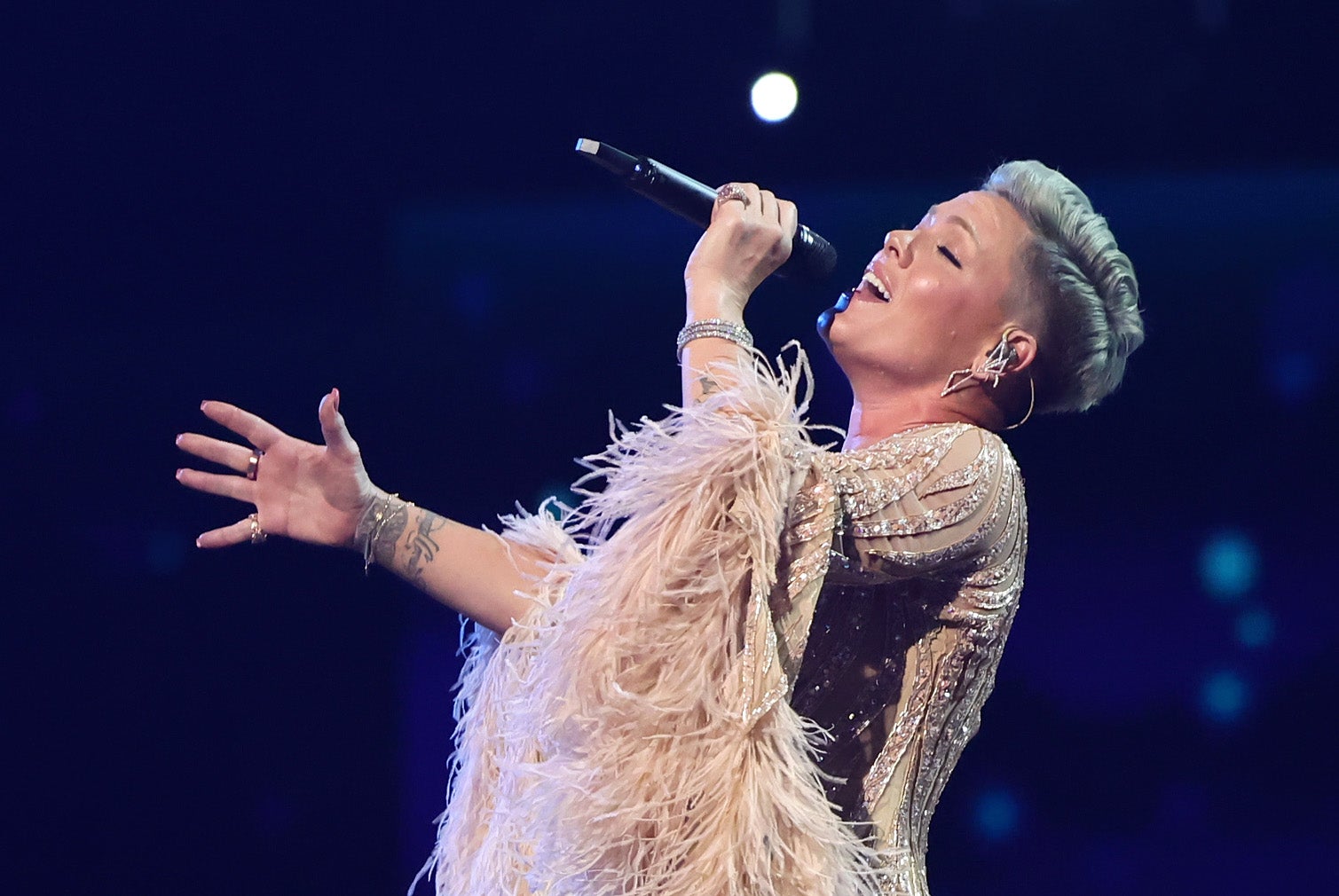 P!nk is colourblind to double negatives, it would seem