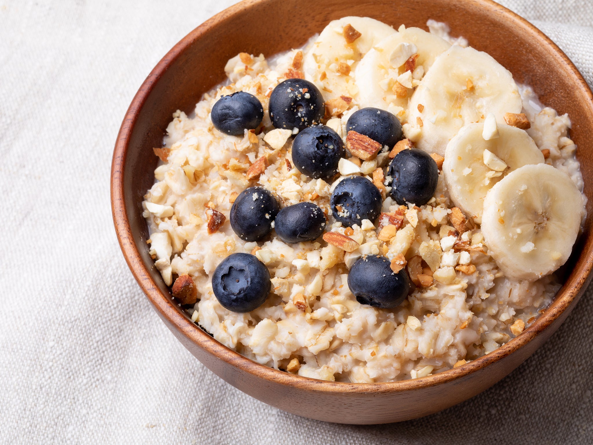A high fibre plant-based breakfast like oats can keep you energsied throughout the day