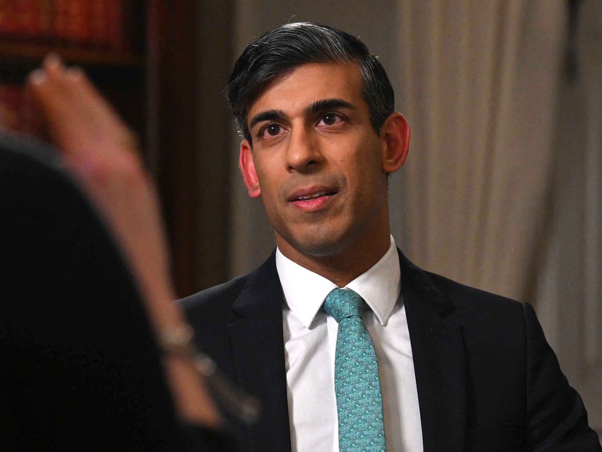 rishi-sunak-sparks-chink-of-optimism-over-nhs-pay-ahead-of-showdown