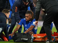 Alex Iwobi injury: Everton midfielder faces three weeks out of action