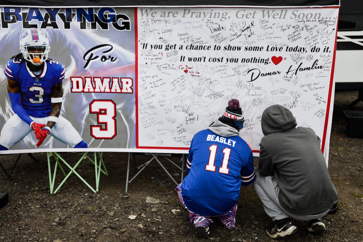 Roger Goodell says football is family; all NFL teams will wear Love for  Damar 3 T-shirts