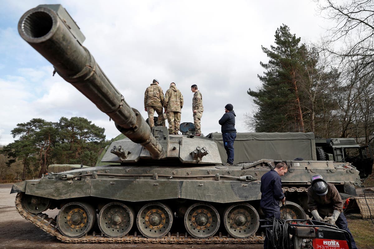 Britain &lsquo;considering sending tanks to Ukraine to help fight Russia&rsquo;