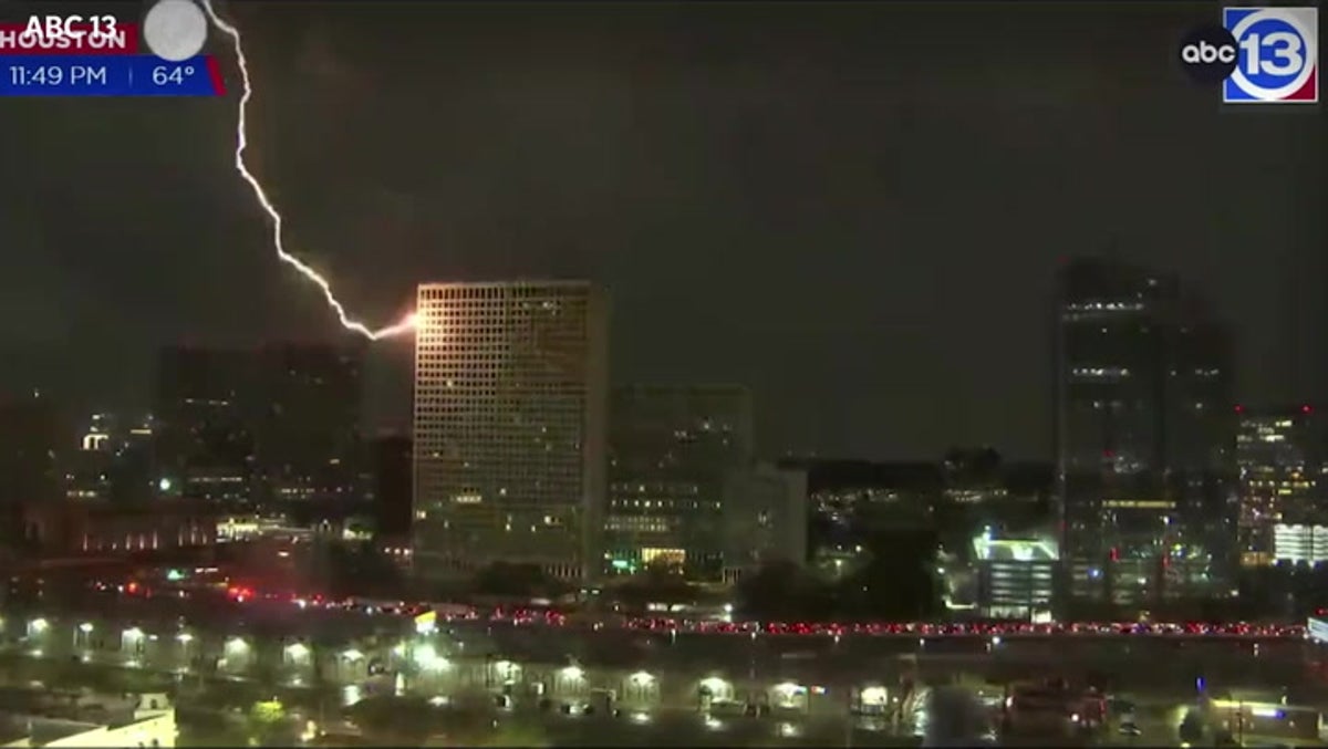 Houston Texas Abc13 Streaming Live Massive Lightning Bolt Strikes