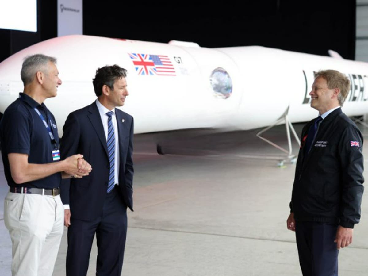 Boris Johnson airbrushed out of Grant Shapps’ spaceport picture