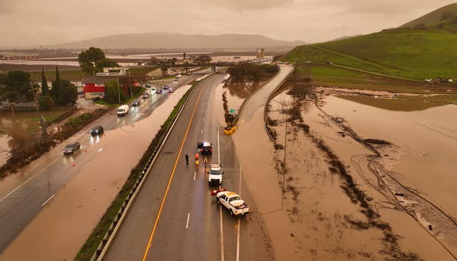 <p>Highway 101 is closed due to flooding in Gilroy, California, on January 09, 2023</p>