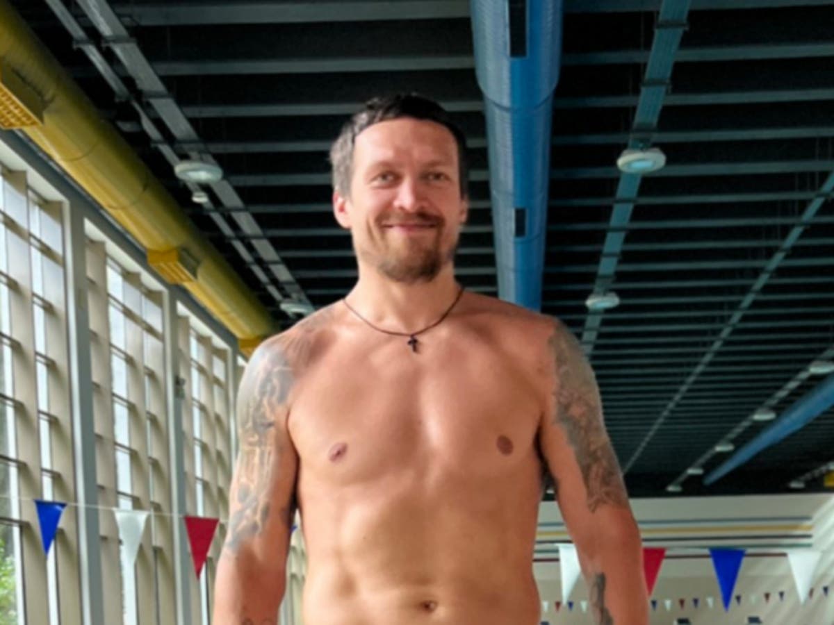 Oleksandr Usyk teases Tyson Fury over &lsquo;middleweight&rsquo; jibes as undisputed clash draws nearer