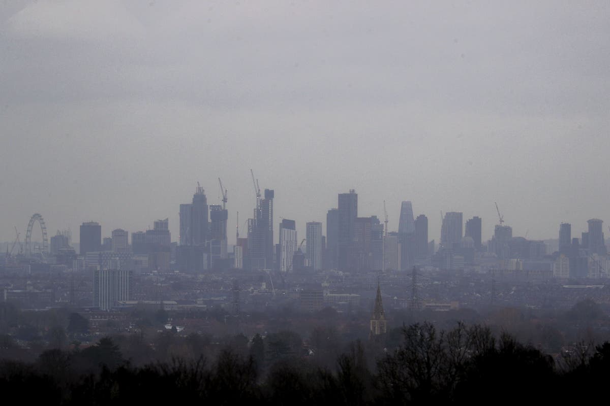 Extra 570,000 mortgage holders &lsquo;at risk of payment shortfall in next two years&rsquo;