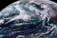 ‘Atmospheric river events’ above US west coast captured in satellite imagery timelapse