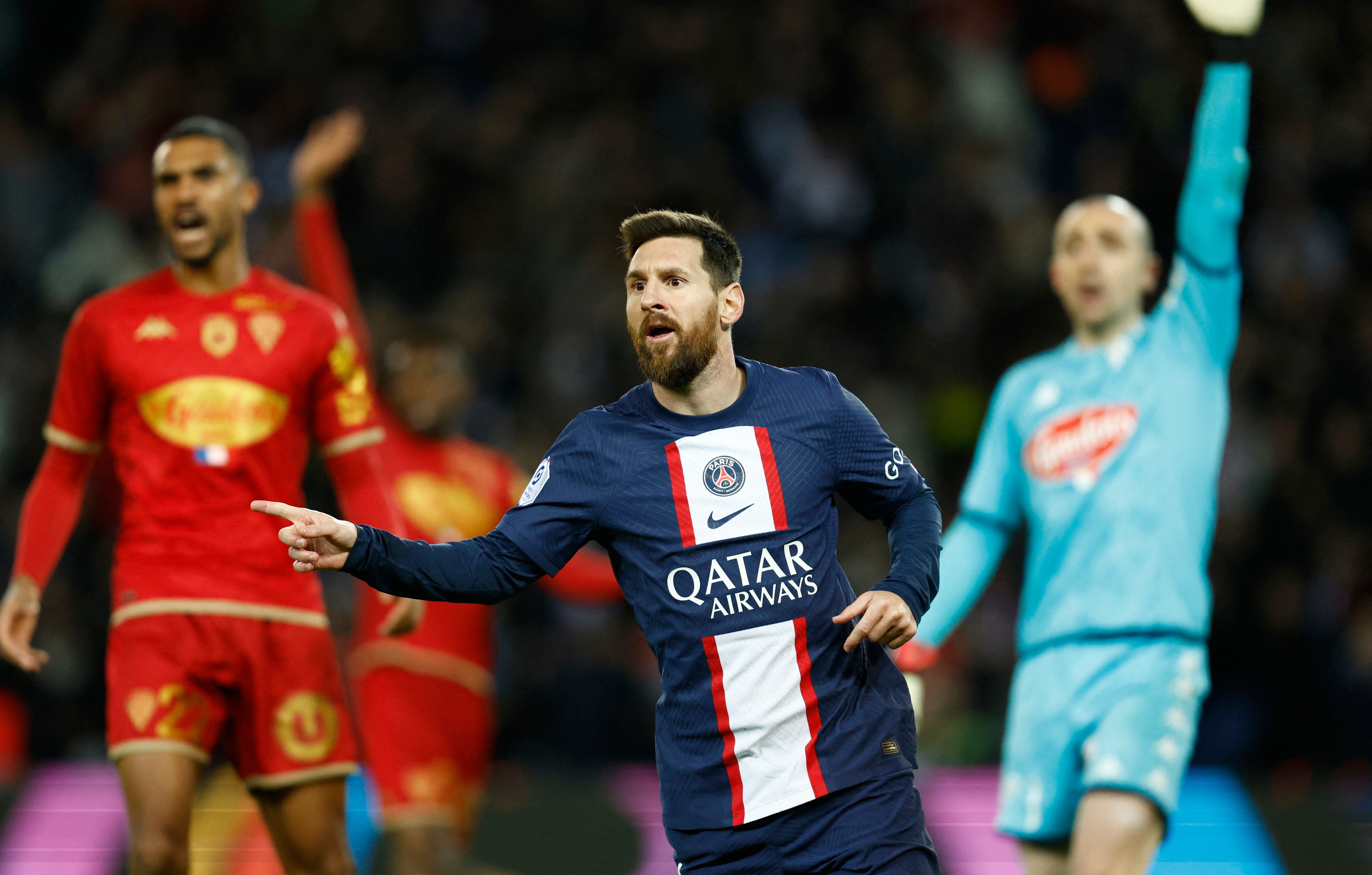 CHAMPIONS LEAGUE: Messi opens PSG account in 2-0 win over Man City