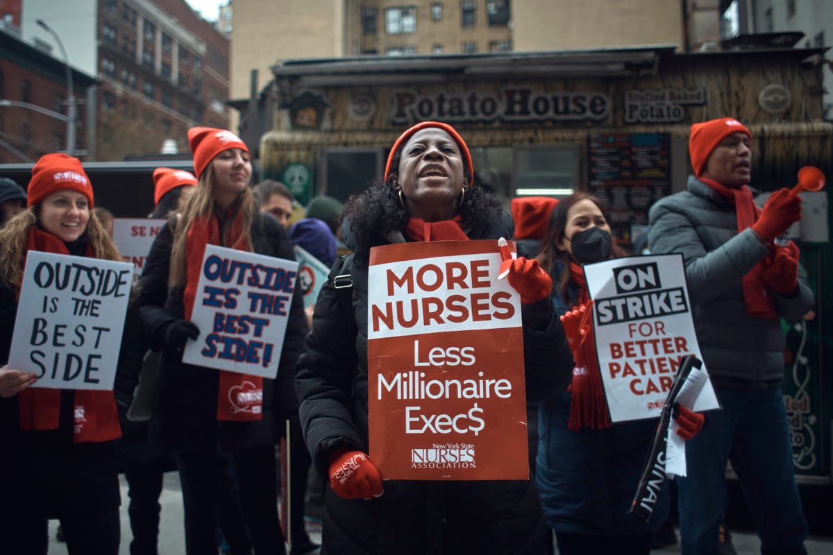 Striking New York City nurses reach deal with hospitals