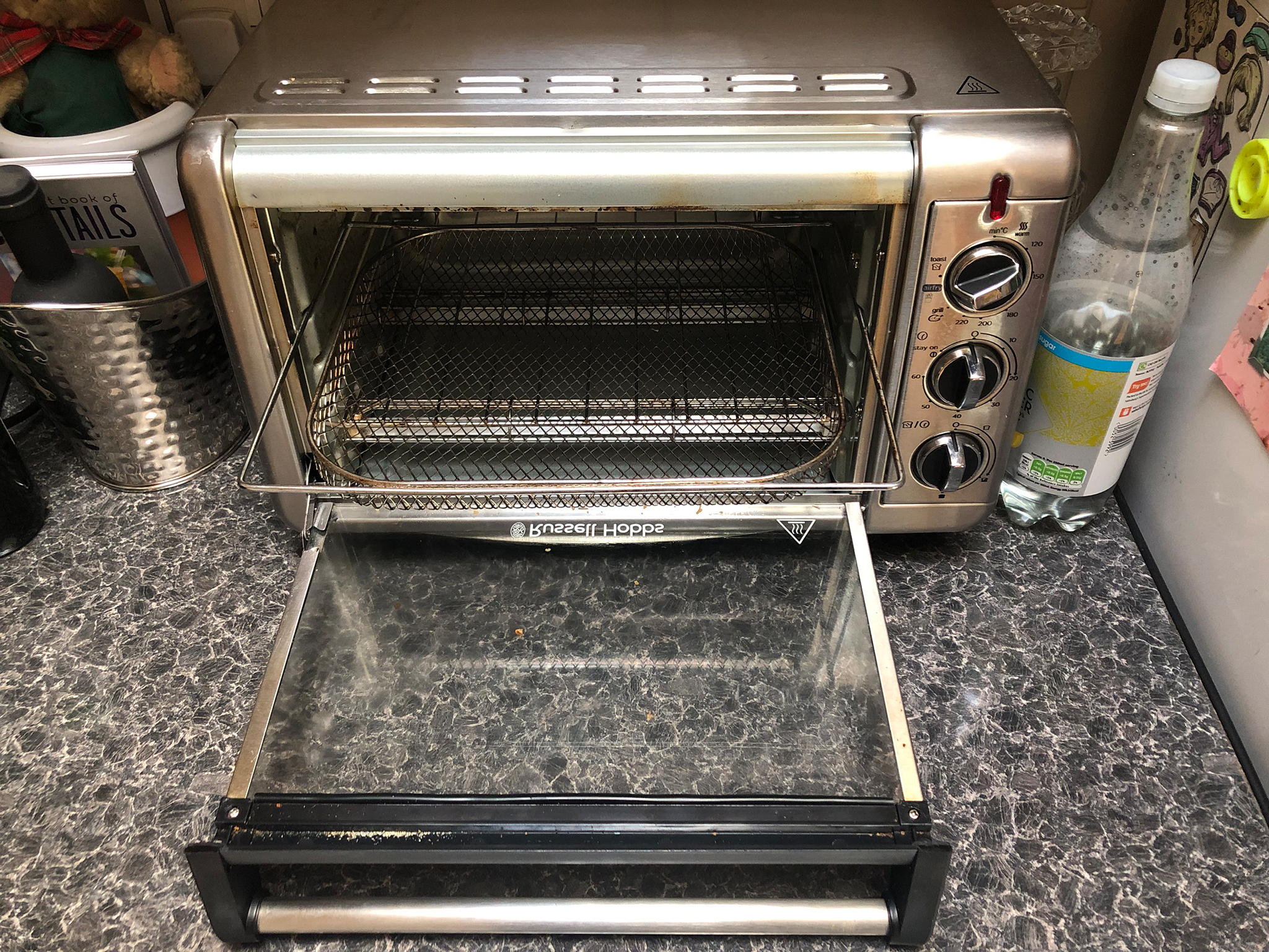 Product Review: The Russell Hobbs Air Fry Crisp'N Bake Toaster Oven –  Renovate