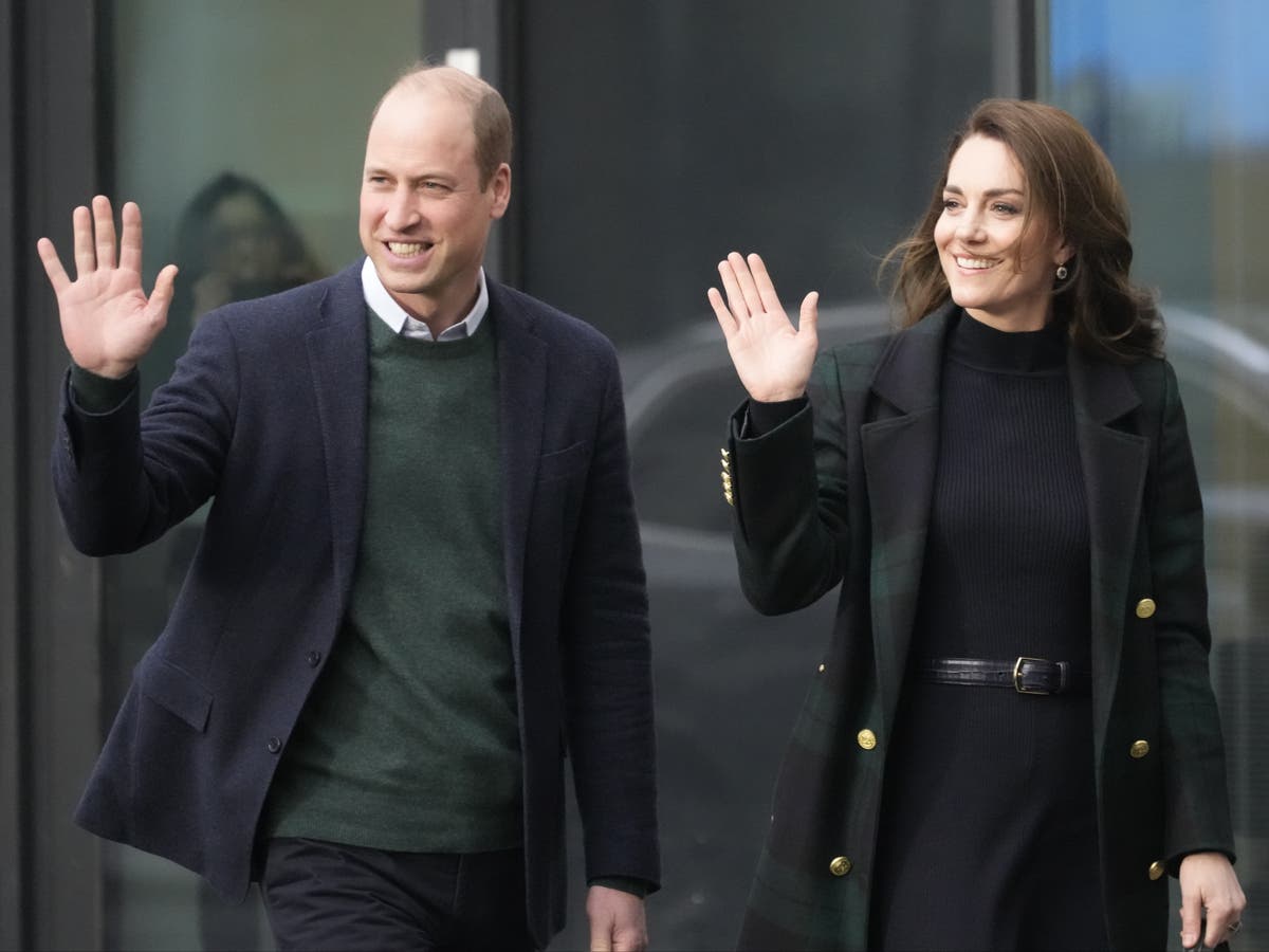 Prince William ignores questions from reporters about Prince Harry’s