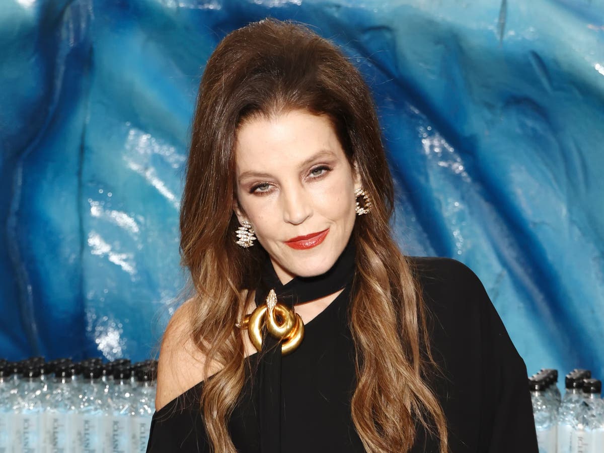 Lisa Marie Presley hospitalized, mother Priscilla says