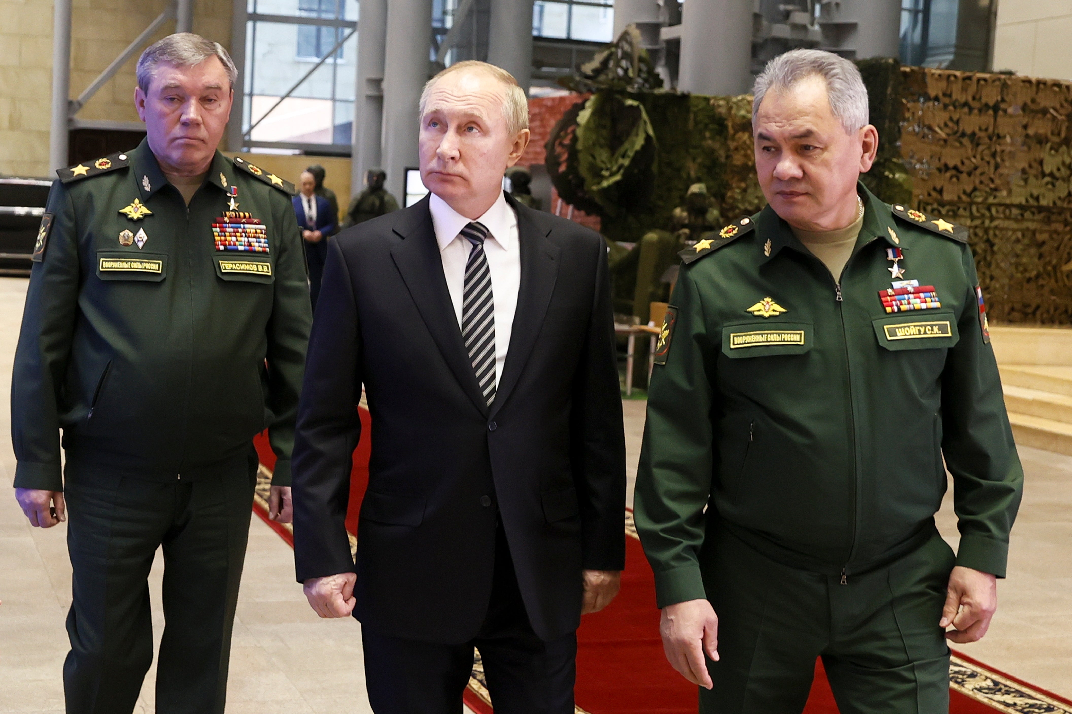 The recent reshuffle of generals demonstrates that the war is not proceeding as President Putin wishes