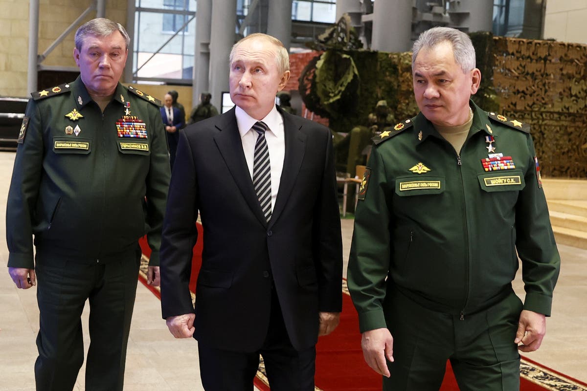 Ukraine-Russia news &ndash; live: Putin could order &lsquo;final push&rsquo; on anniversary of invasion, officials fear