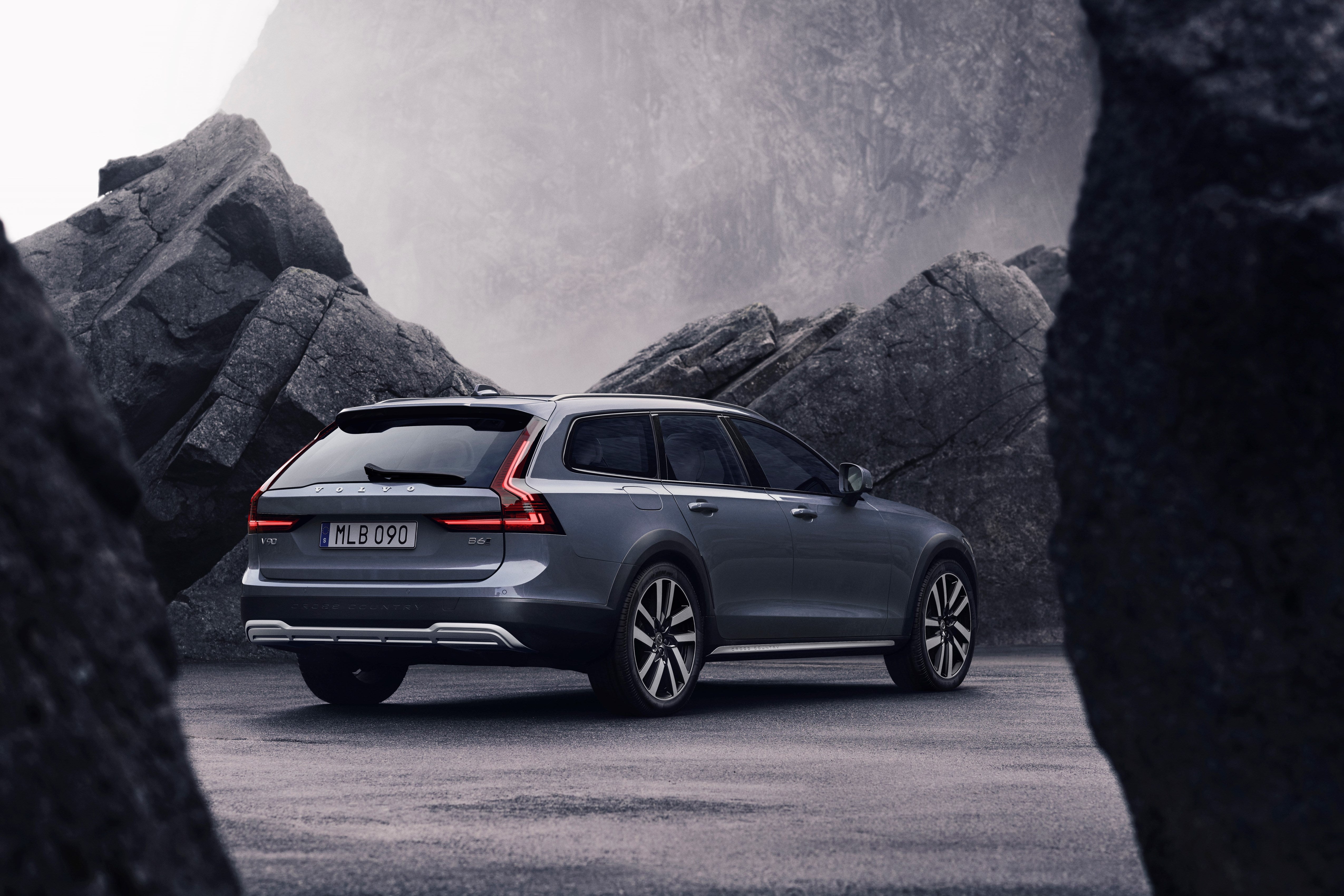 Volvo V90 Cross Country car review: Distinctive and sensible