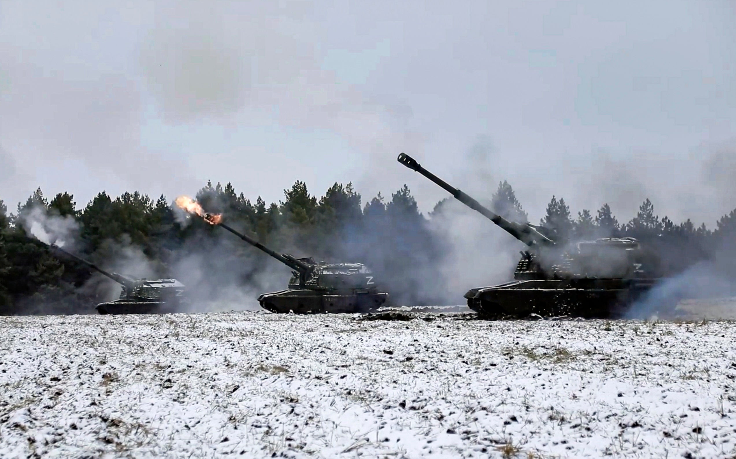 Russia is preparing around 2,000 tanks, 700 aircraft and around 500,000 men for a new assault on Ukraine