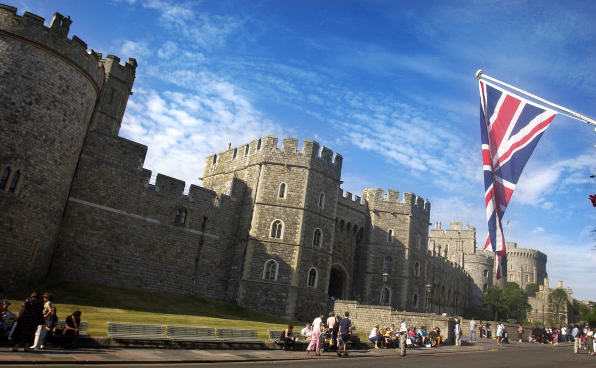 Family threaten legal action after &lsquo;racial discrimination&rsquo; by soldiers at Windsor Castle