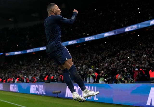 PSG-ESTADIO