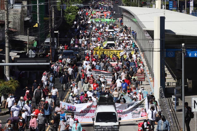 EL SALVADOR-MARCHA