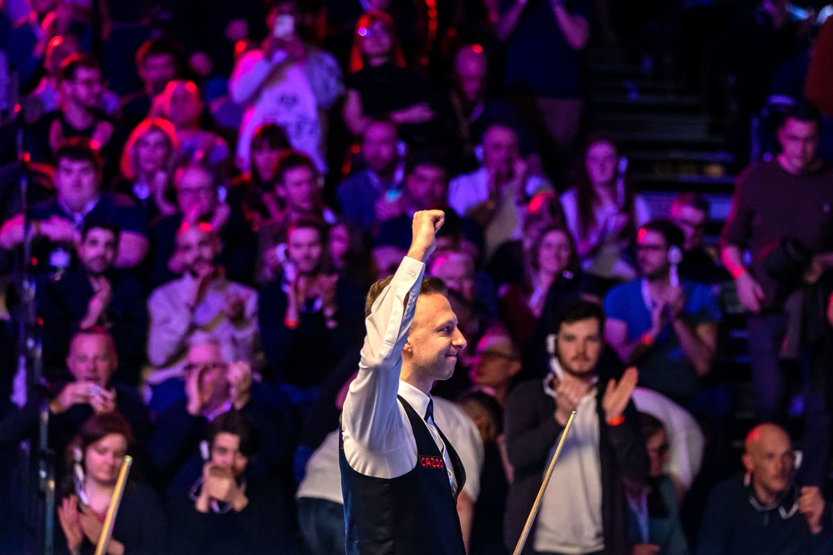 Judd Trump defeats Mark Williams to become Masters champion