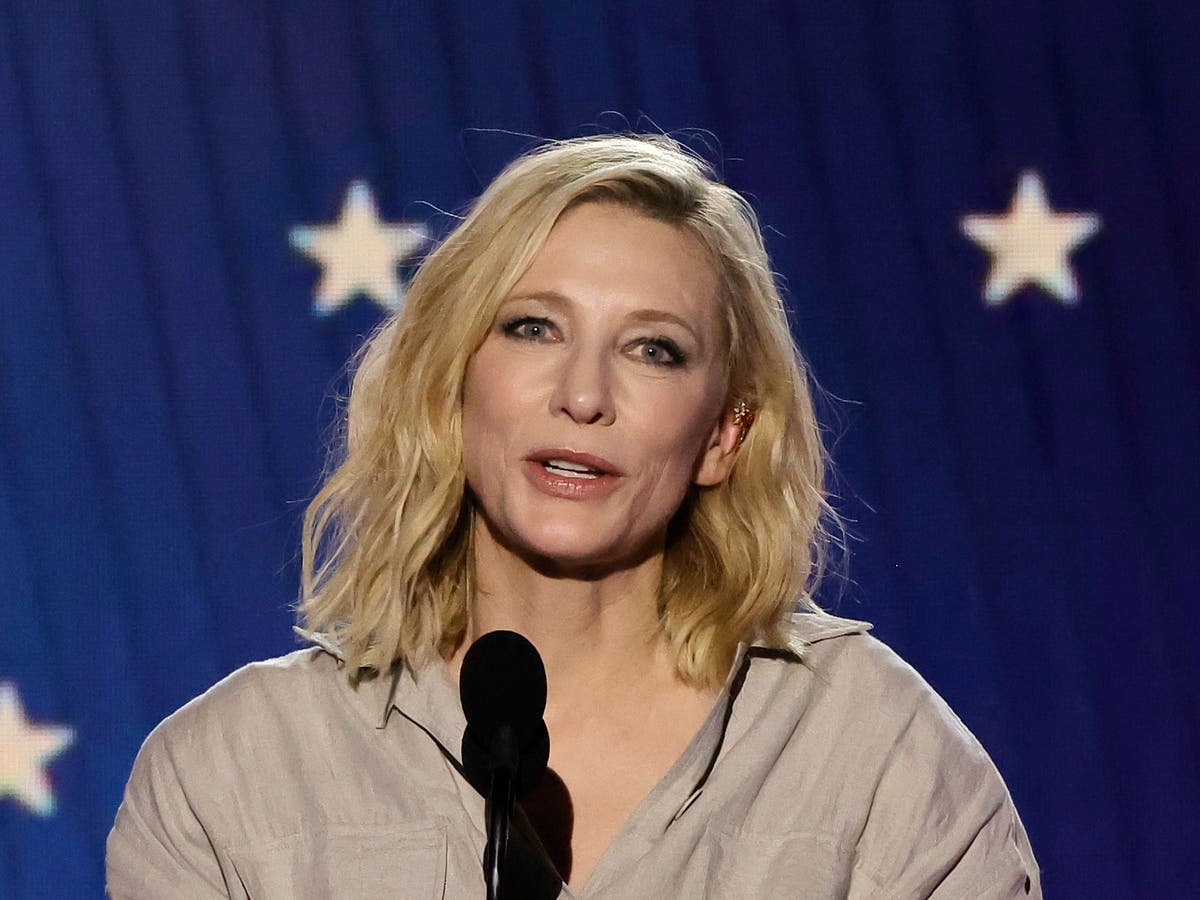 Cate Blanchett calls out televised awards shows while accepting Best Actress trophy