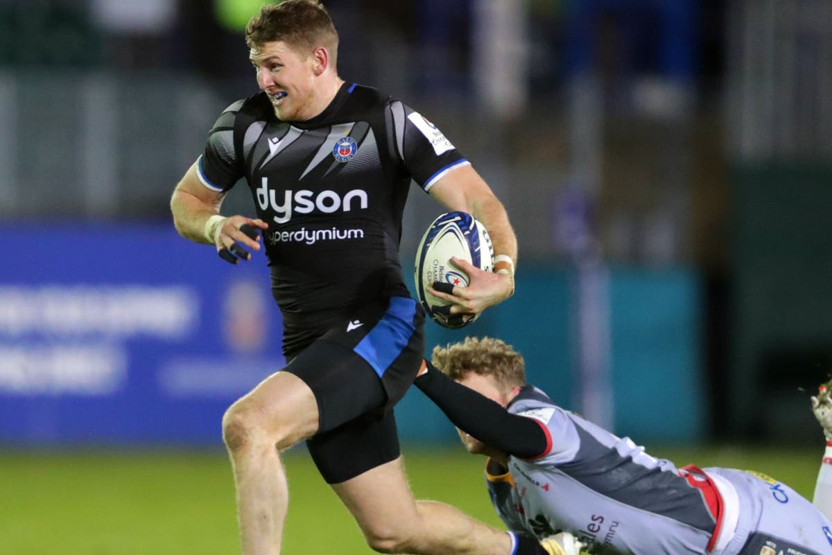 Scotland use rule change to name England wing Ruaridh McConnochie in Six Nations squad