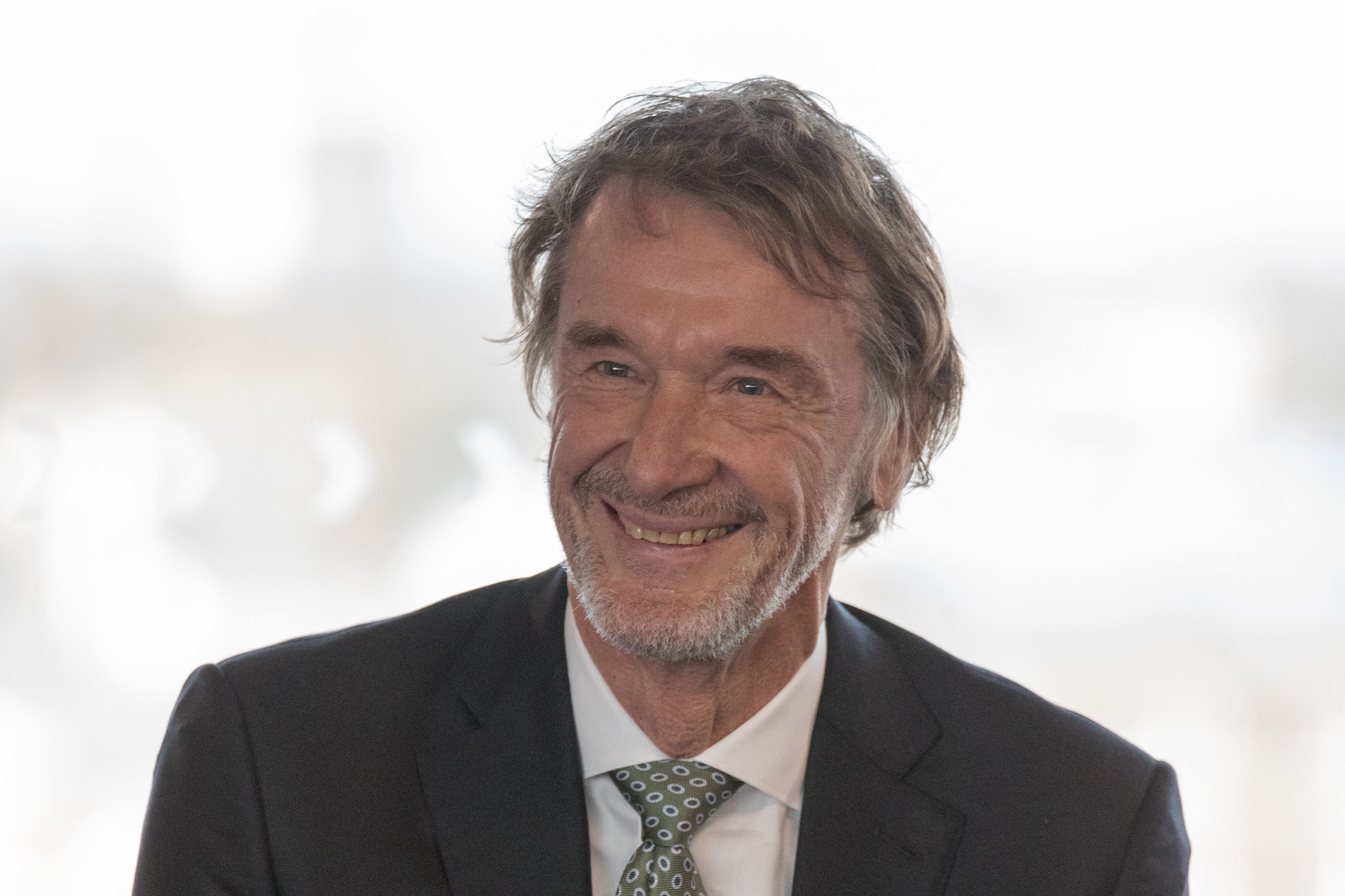 <p>Sir Jim Ratcliffe wants to own Manchester United</p>