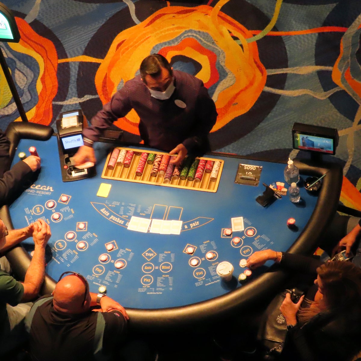 NJ gambling revenue matches all-time high, with online help | The Independent