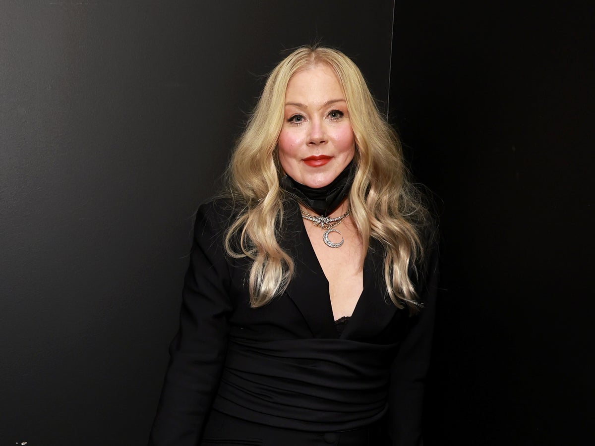Christina Applegate shares exchange with troll who accused her of getting ‘bad plastic surgery’