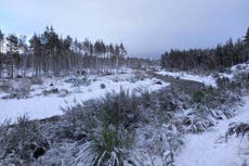 Yellow weather warning for snow and ice remains in place across much of UK