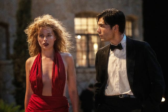 <p>Walking towards the worst ending ever?: Margot Robbie and Diego Calva in ‘Babylon’</p>