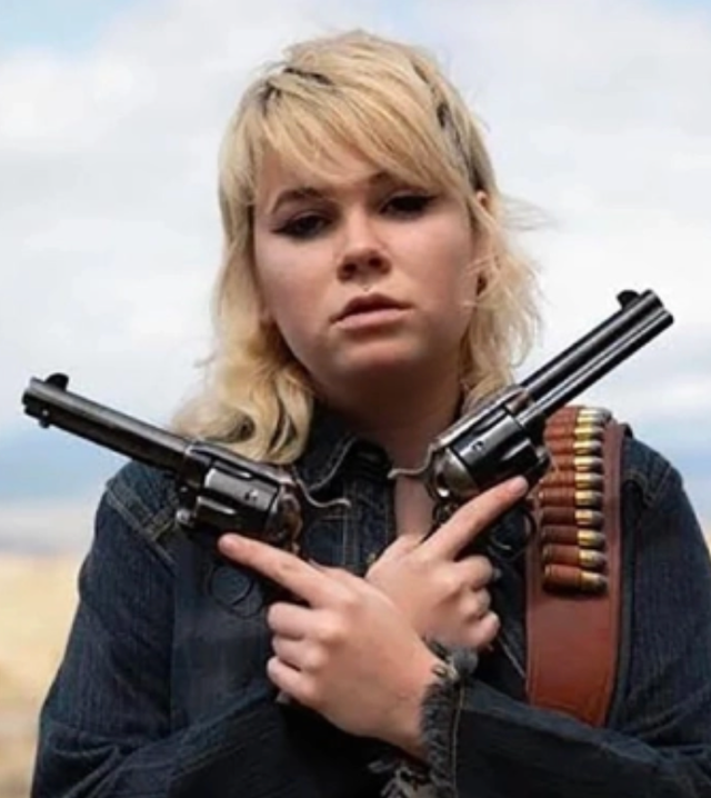 <p>Hannah Gutierrez-Reed was the armourer on the set of Rust</p>