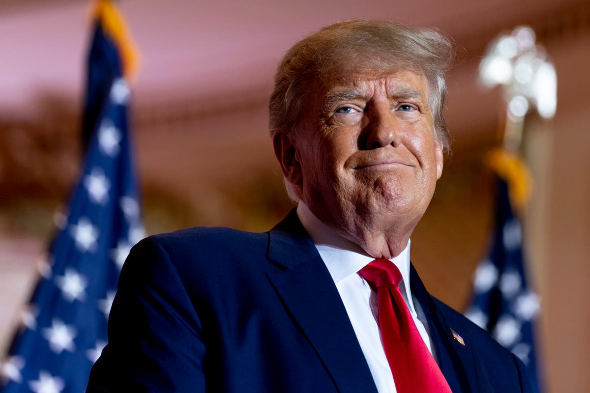 Trump news – live: Meta to reinstate Trump on Facebook and Instagram as 2024 campaign gears up