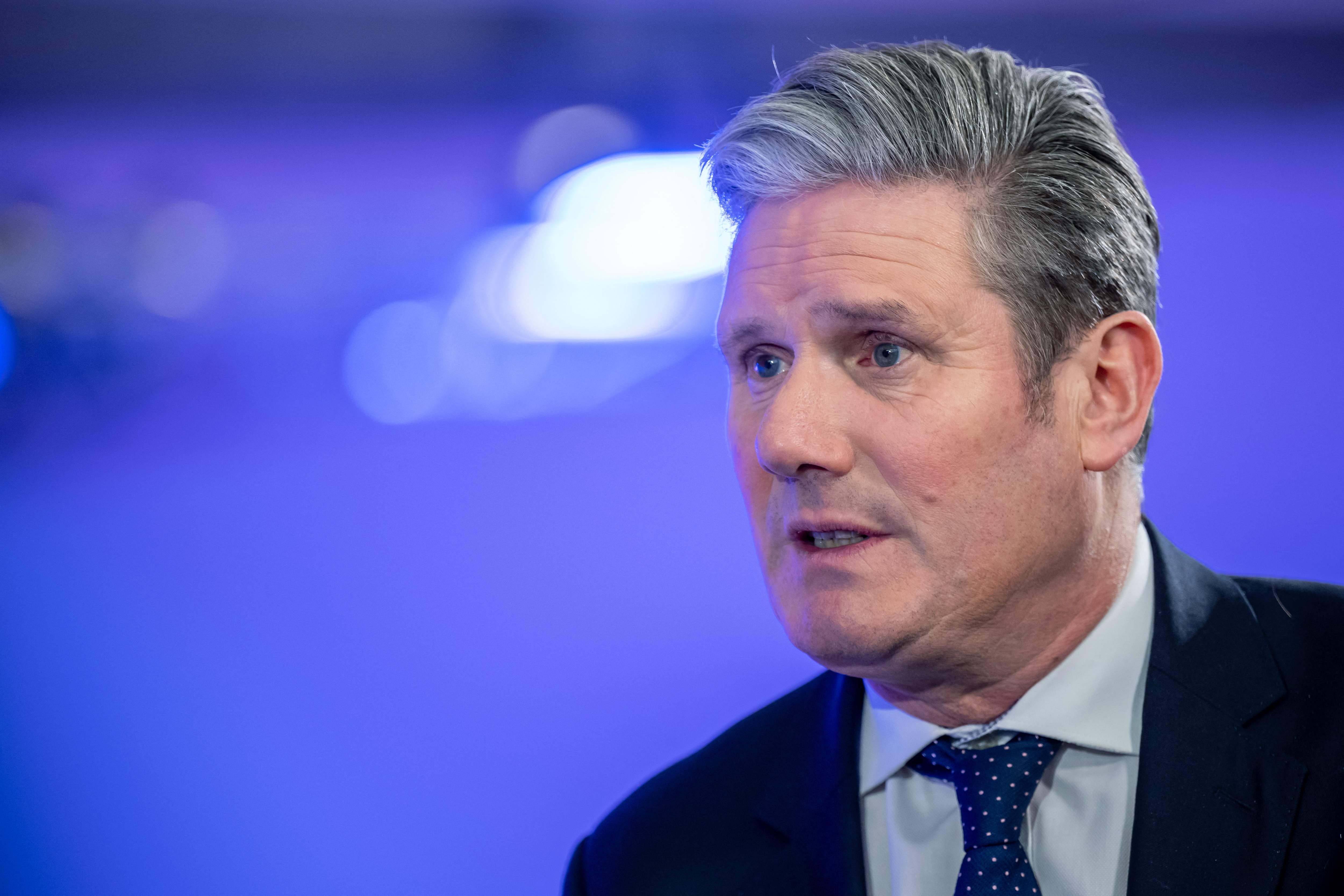 Starmer is determined not to hand ammunition to the Tories