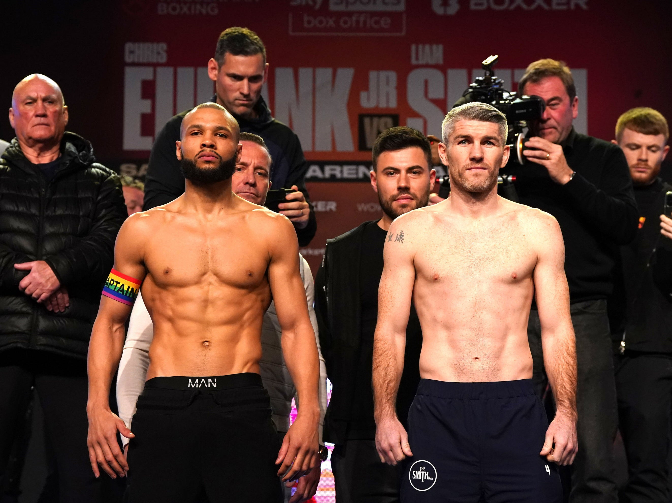 Eubank Jr and Smith pose after making weight