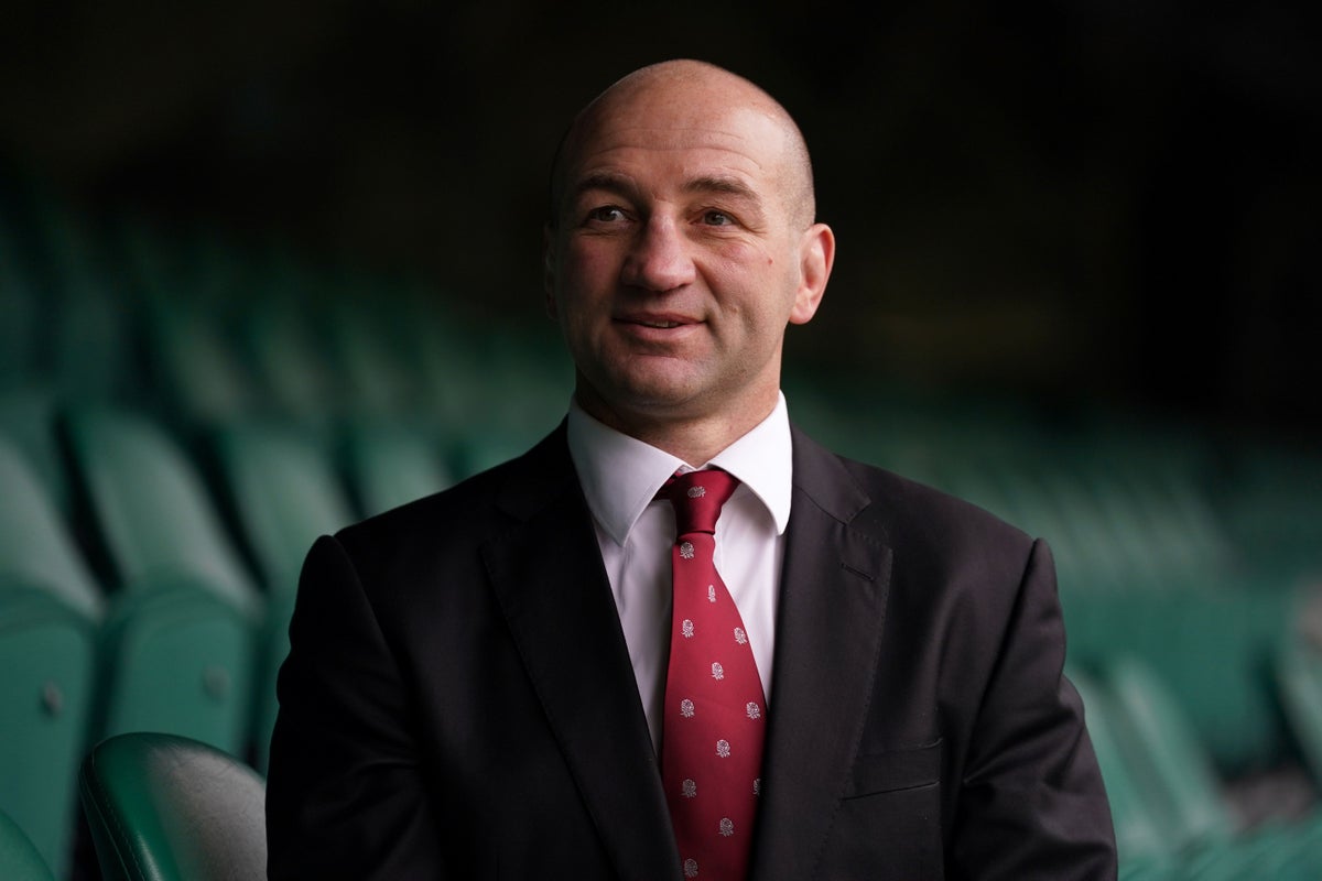 Steve Borthwick wipes overseas trips from England schedule to focus on hard work
